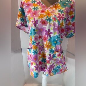 Floral Print V-Neck Medical Scrub Top in Pink & Teal